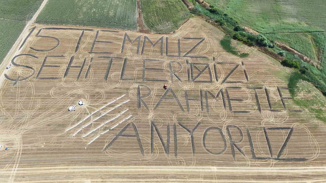 KIRKLARELİ'NİN LÜLEBURGAZ İLÇESİNE BAĞLI EVRENSEKİZ BELDESİNDE FOTOĞRAF SANATÇISI BURAK TUNÇKOL...