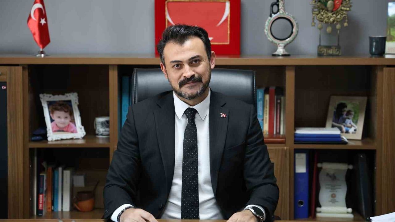 KIRŞEHİR TİCARET İL MÜDÜRÜ İSMAİL GÜNER, RESMÎ GAZETE’DE YAYIMLANAN "MEMURLARIN YETİŞTİRİLMELERİ...