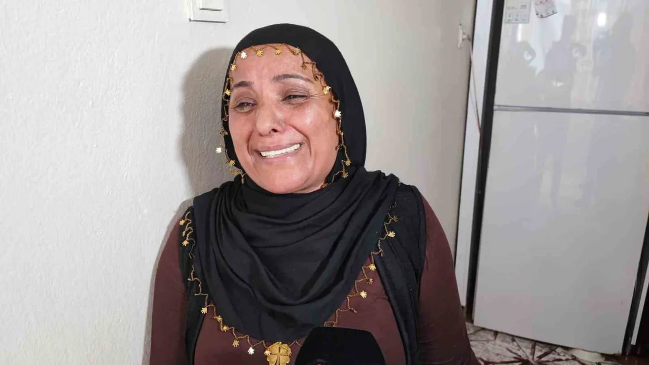 KIZININ KANDIRILDIĞINI SAVUNAN ANNE CEMİLE TURSUN, GÖZYAŞLARI İÇİNDE YETKİLİLERDEN YARDIM...
