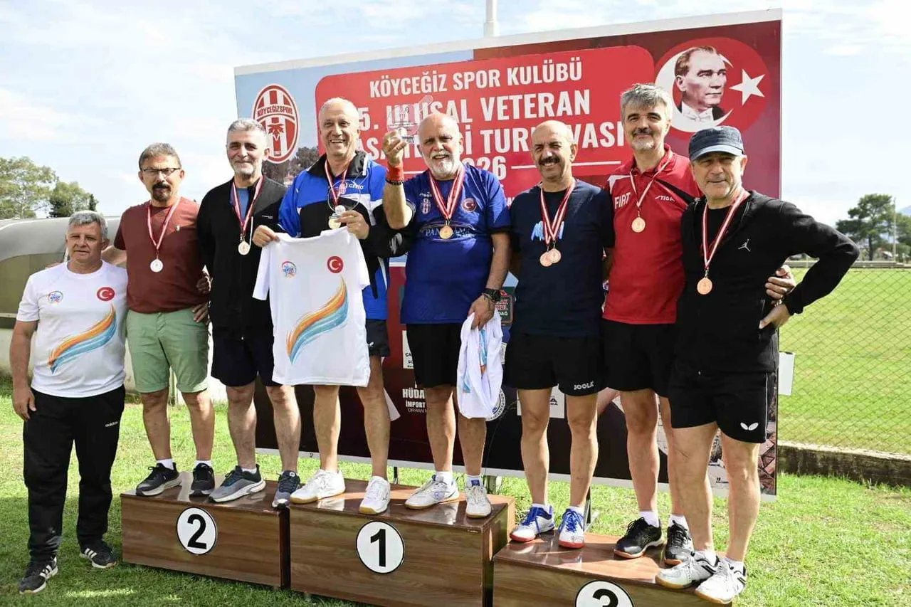 KÖYCEĞİZ’DE DÜZENLENEN VETERAN MASA TENİSİ TURNUVASINA 225 SPORCU KATILDI