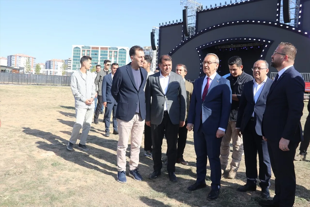 Kültür ve Turizm Bakanlığınca bu yıl ilk kez Malatya'da düzenlenecek Kültür Yolu Festivali yarın...