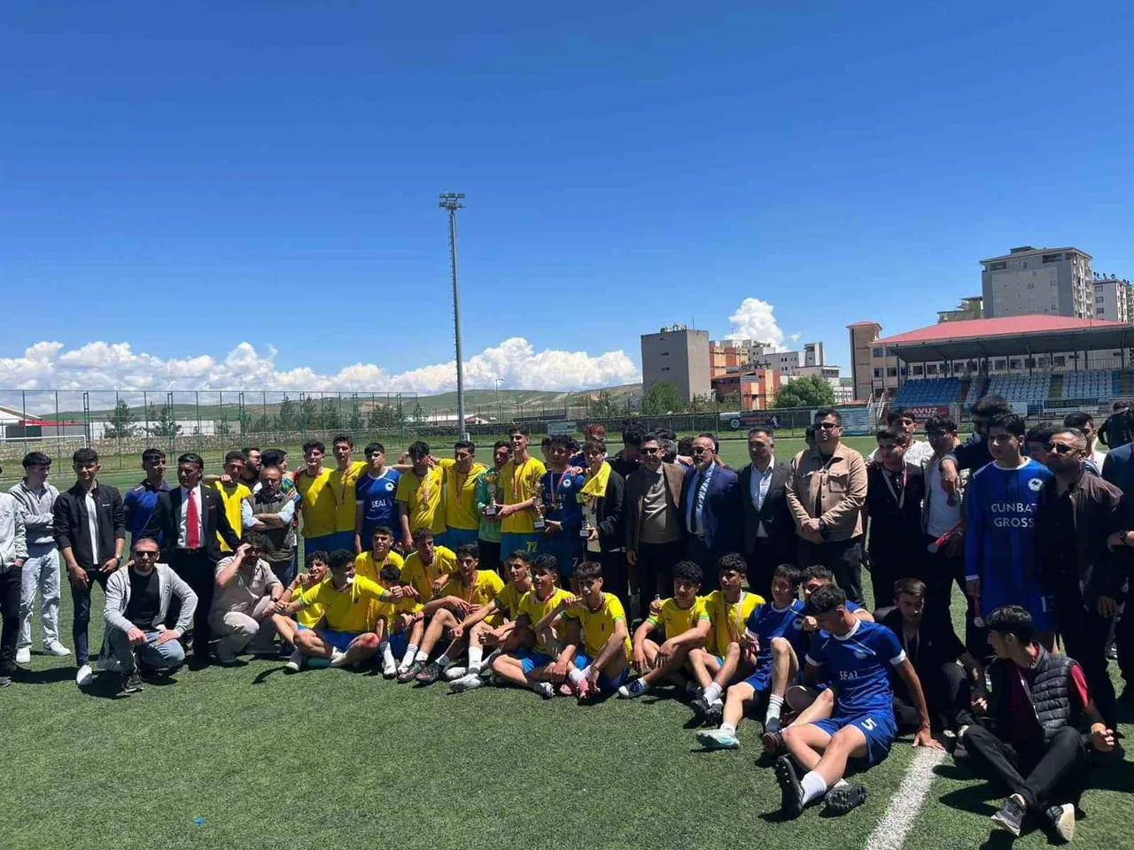 KURTALAN’DA LİSELER ARASI FUTBOL TURNUVASIN ŞAMPİYONU KAYABAĞLAR CPL OLDU