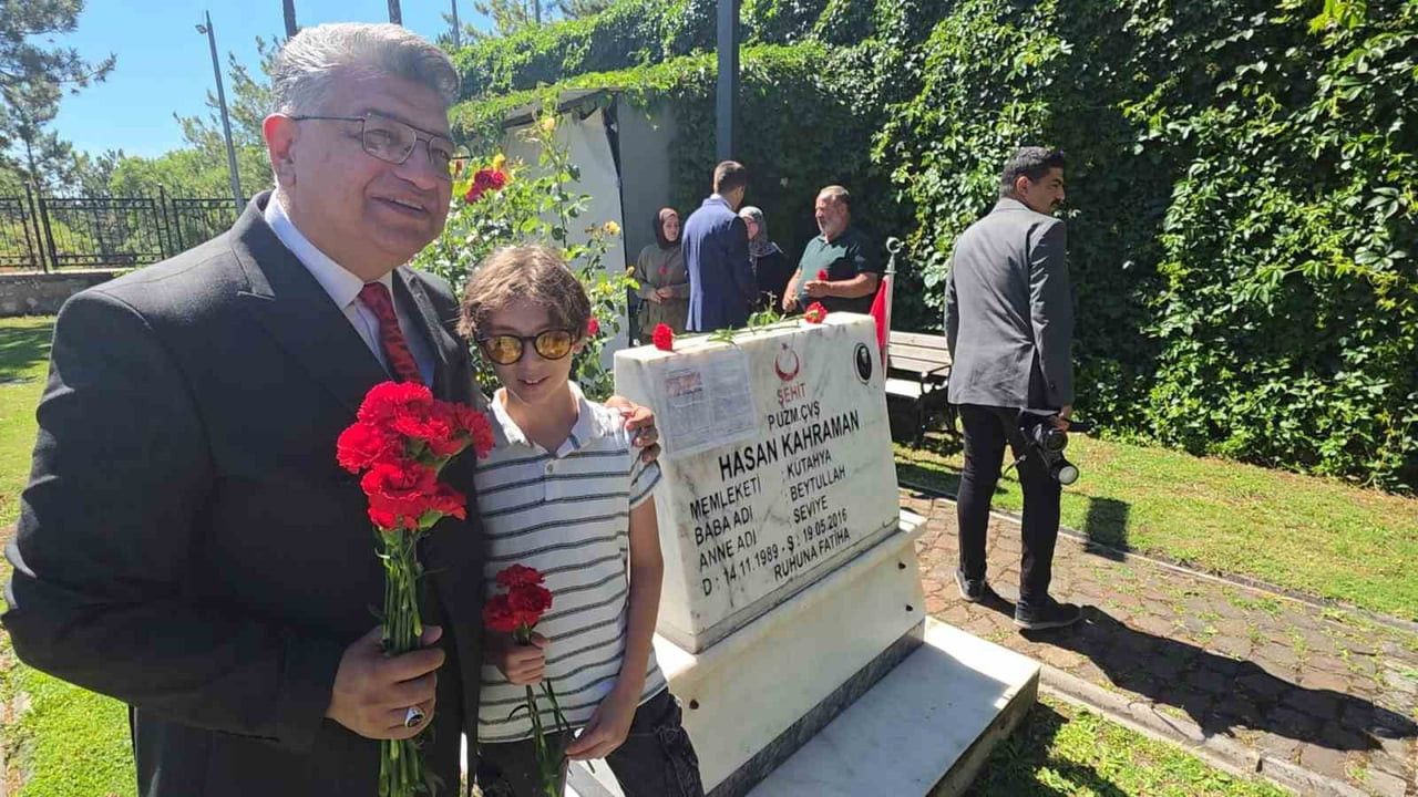 KÜTAHYA VALİSİ MUSA IŞIN VE 12 YAŞINDAKİ GÖKALP KAHRAMAN