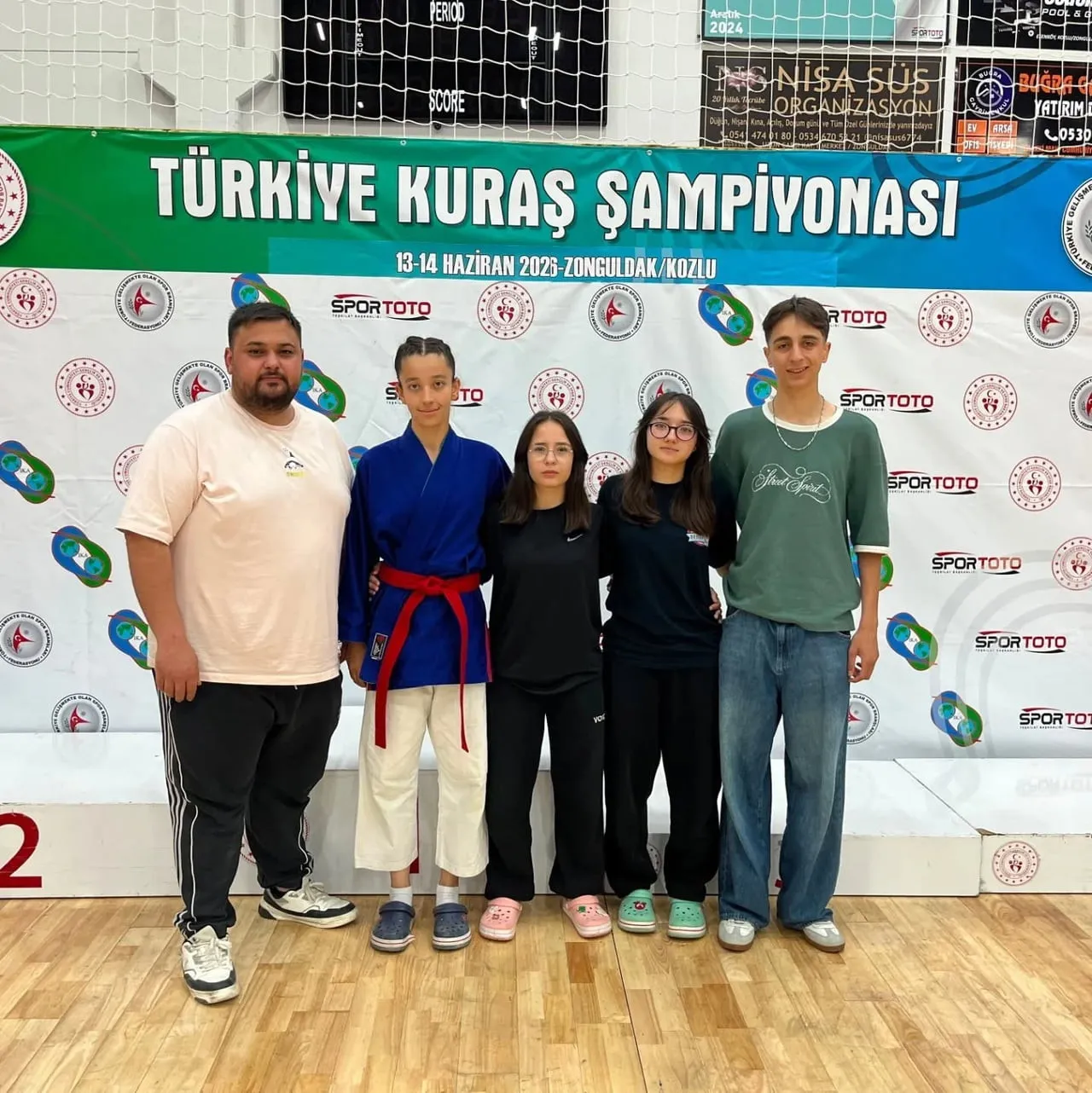 KÜTAHYALI GENÇLER TÜRKİYE KURAŞ ŞAMPİYONASI'NDA TÜRKİYE İKİNCİSİ OLDU