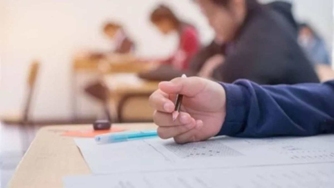 LGS sınavında salon görevlileri hangi işlemleri yapar
