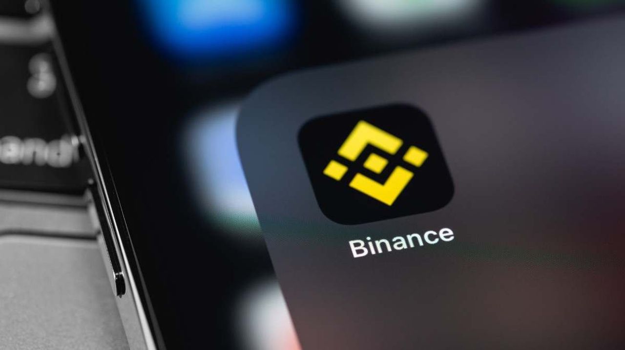 LUNA tekrar Binance