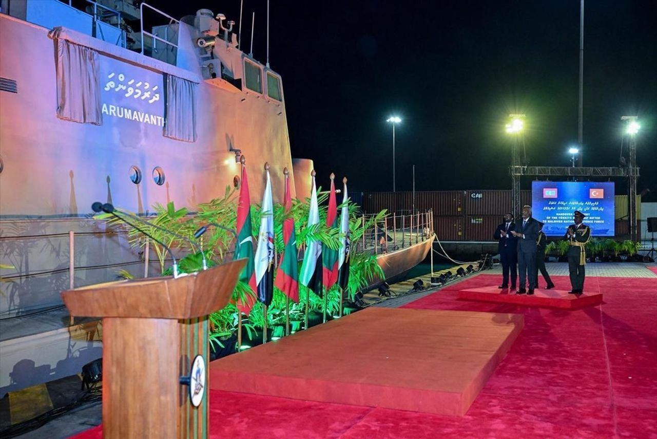 Maldivler'e hibe edilen Doğan sınıfı TCG Volkan hücumbotu, Maldivler Milli Savunma Kuvvetleri...