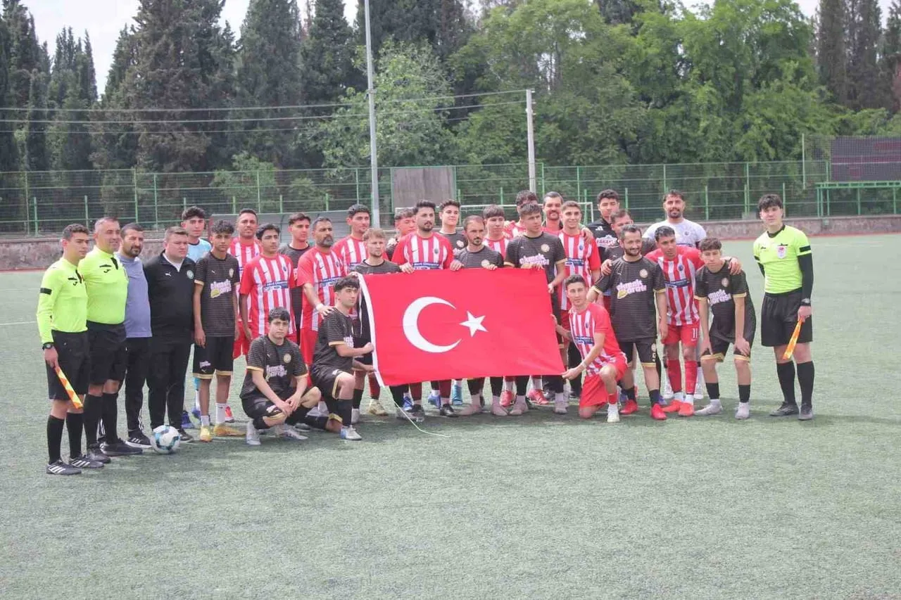 MANİSA 2. AMATÖR SALİHLİ A GRUBU’NDA MÜCADELE EDEN SALİHLİ ÜLKÜSPOR, LİGİN BİTİMİNE 2 HAFTA KALA...
