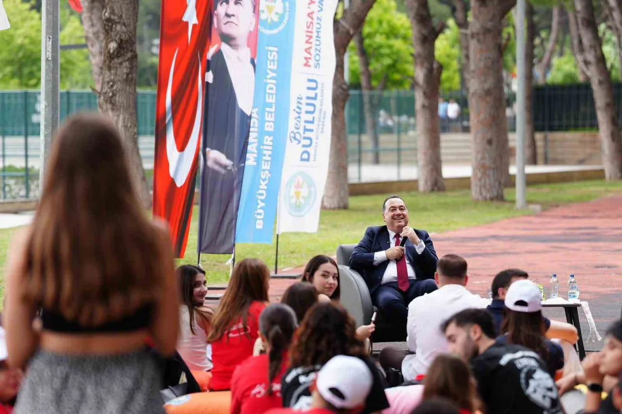 MANİSA BÜYÜKŞEHİR BELEDİYE BAŞKANI BESİM DUTLULU, 19 MAYIS ATATÜRK’Ü ANMA, GENÇLİK VE SPOR BAYRAMI...