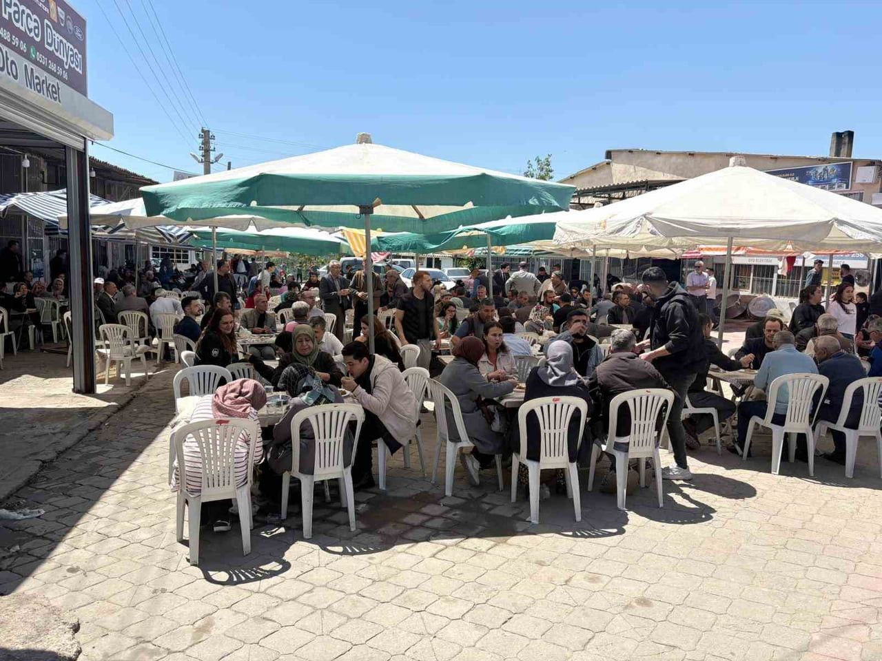 MANİSA’NIN GÖRDES İLÇESİNDE SANAYİ SİTESİ ESNAFI TARAFINDAN BU YIL 17’NCİSİ DÜZENLENEN GELENEKSEL...