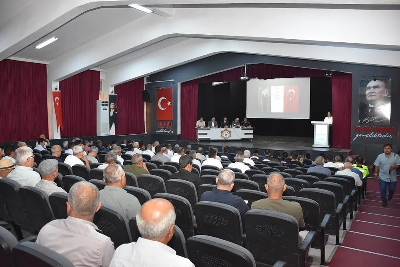MANİSA’NIN SALİHLİ İLÇE KAYMAKAMI ALİ GÜLDOĞAN BAŞKANLIĞINDA HAZİRAN AYI MUHTARLAR TOPLANTISI...