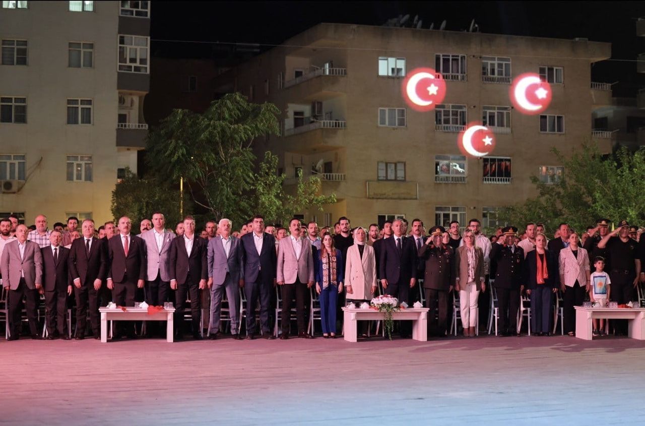 MARDİN’DE 15 TEMMUZ DEMOKRASİ VE MİLLİ BİRLİK GÜNÜ ANMA PROGRAMI DÜZENLENDİ