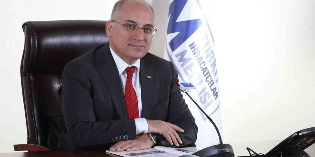 Mehmet Büyükekşi Kimdir