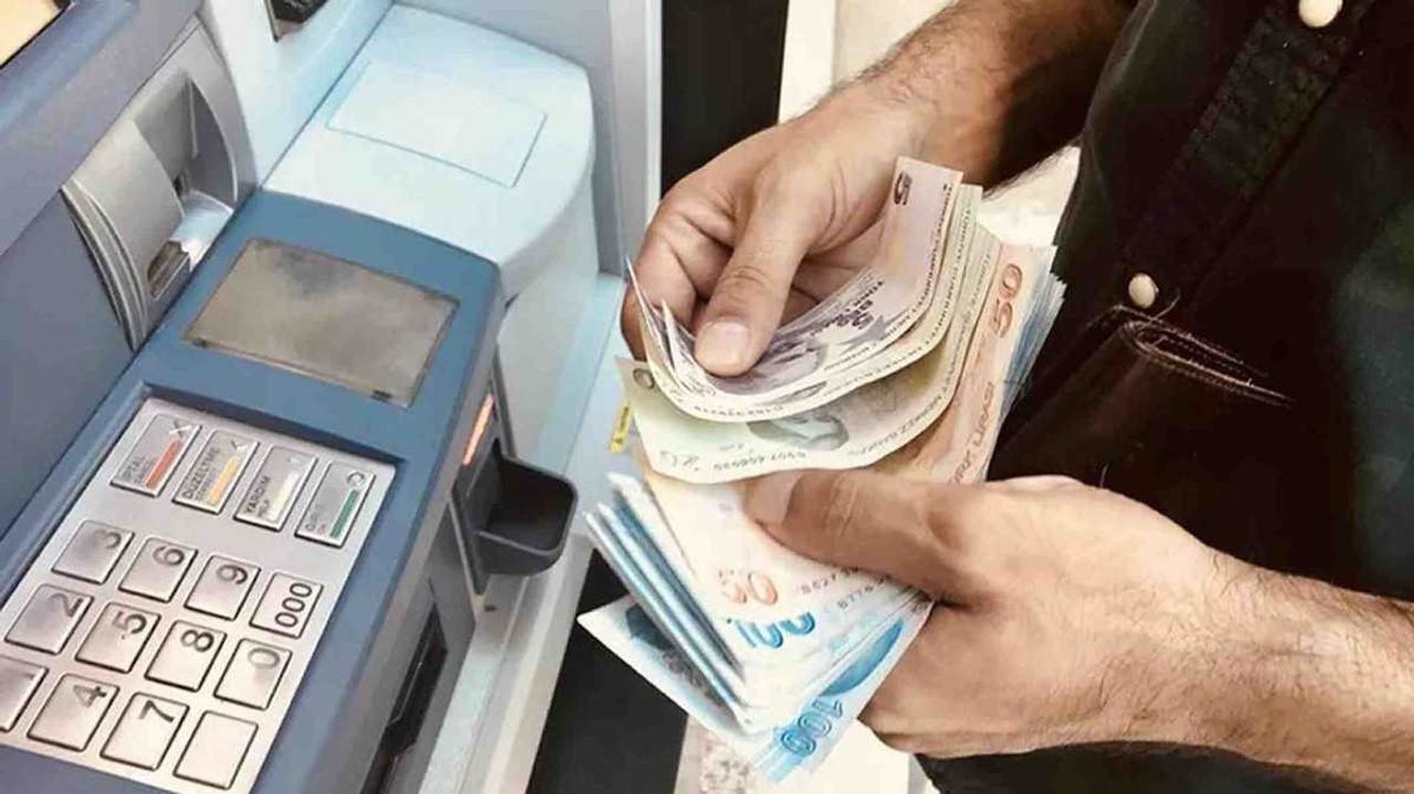 Memur maaşları Kurban Bayramı