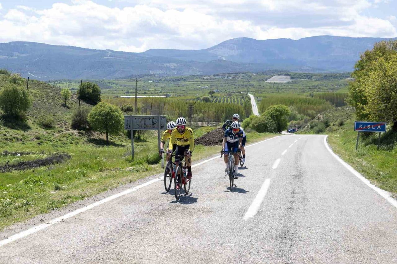 MERSİN BÜYÜKŞEHİR BELEDİYESİNİN DÜZENLEDİĞİ 8. TOUR OF MERSİN’İN 2. ETABINDA, 26 ÜLKEDEN 120...