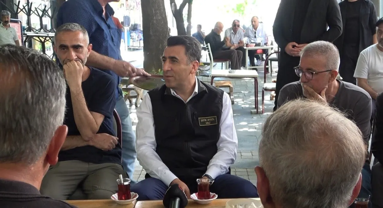 MOĞULTAY MAHALLESİ'NDEKİ SANAT SOKAĞI, KENTİN KÜLTÜREL DOKUSUNU YANSITACAK KAPSAMLI BİR PROJEYLE...