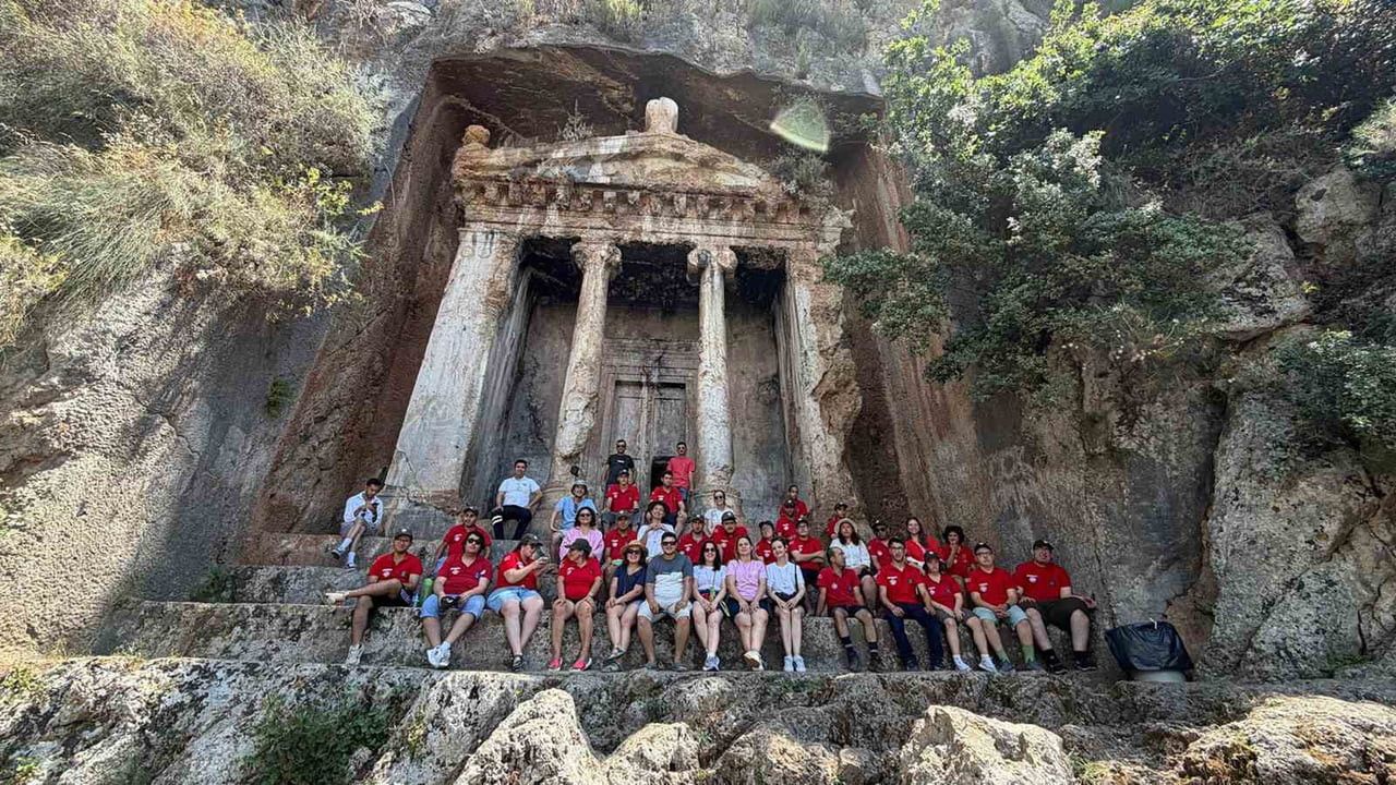 MUĞLA BÜYÜKŞEHİR BELEDİYESİ, TÜRKİYE’DE İLK OLAN KISA MOLA HİZMETİ KAPSAMINDA ÖZEL İHTİYAÇLI...