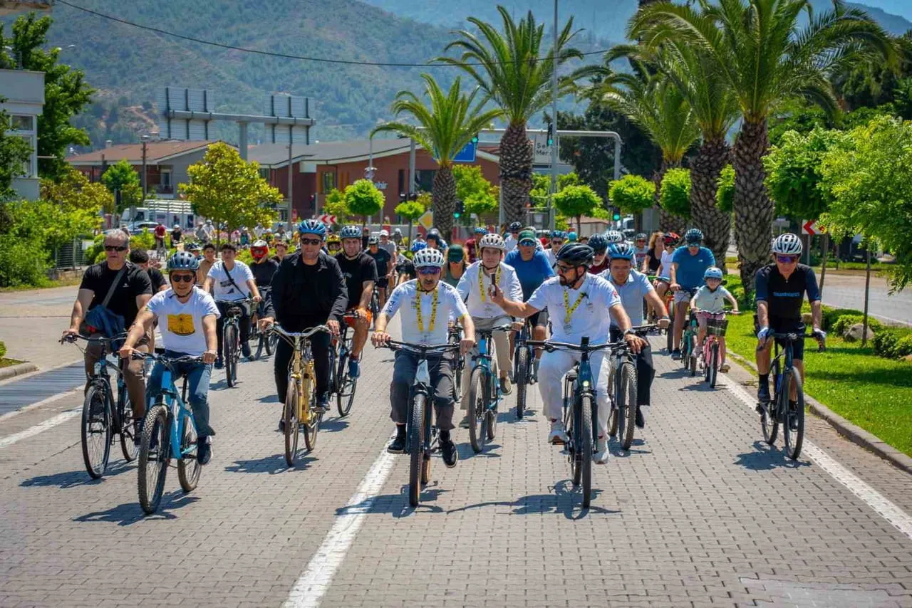MUĞLA VALİSİ DR. İDRİS AKBIYIK’IN 2026’YI "GENÇLİK YILI" İLAN ETMESİ KAPSAMINDA, L’ETAPE MARMARİS...