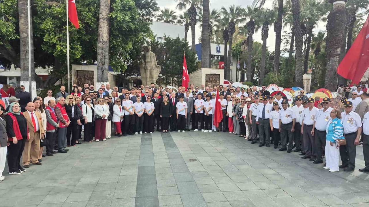 MUĞLA’NIN BODRUM İLÇESİNDE 19 MAYIS ATATÜRK'Ü ANMA GENÇLİK VE SPOR BAYRAMI KUTLANIYOR.