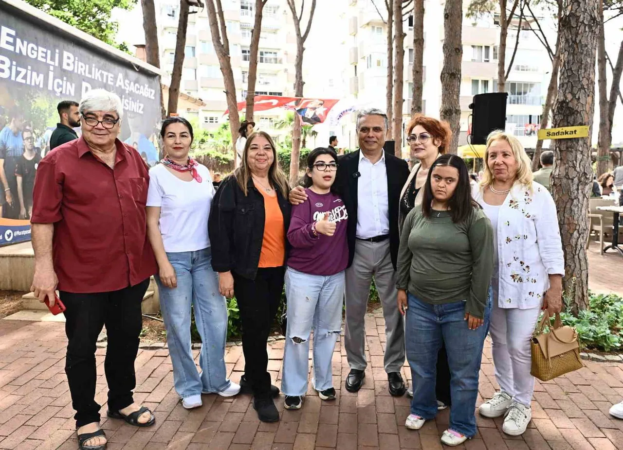 MURATPAŞA BELEDİYE BAŞKANI ÜMİT UYSAL, 10-16 MAYIS ENGELLİLER HAFTASI DOLAYISIYLA ENGELSİZ KAFE’DE...