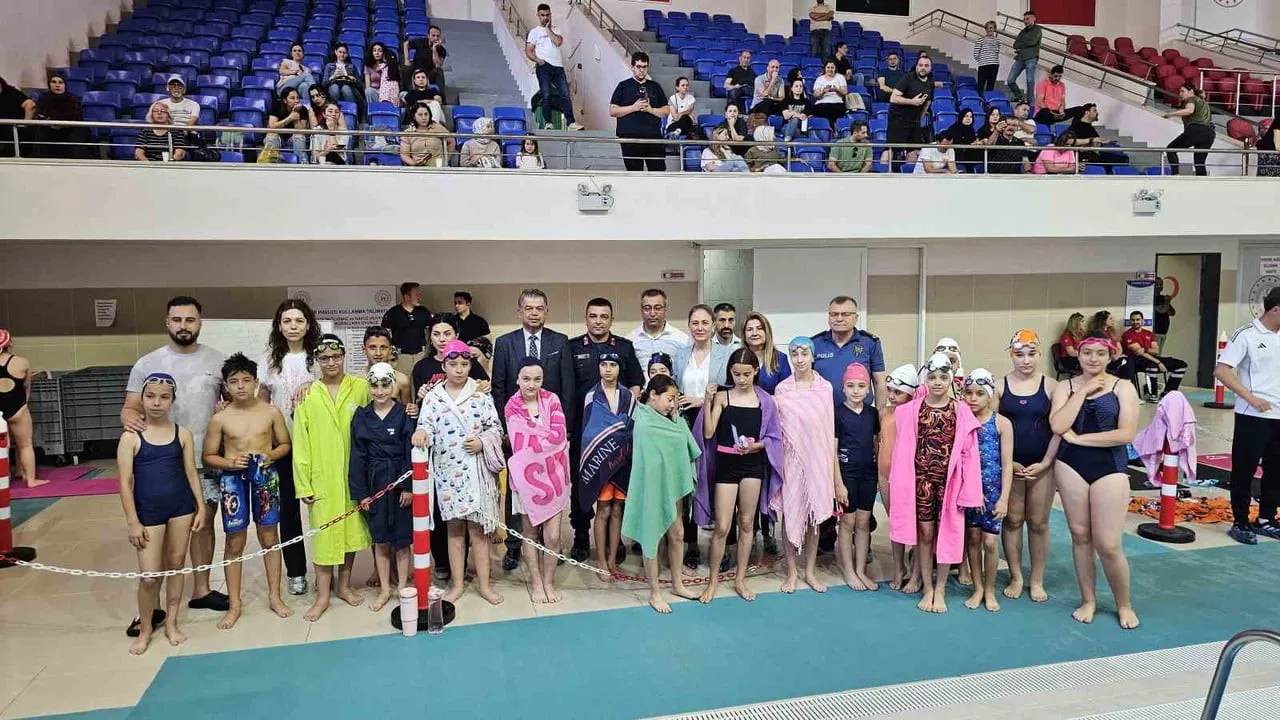 NAZİLLİ GENÇLİK VE SPOR İLÇE MÜDÜRLÜĞÜ TARAFINDAN 19 MAYIS ATATÜRK'Ü ANMA, GENÇLİK VE SPOR BAYRAMI...