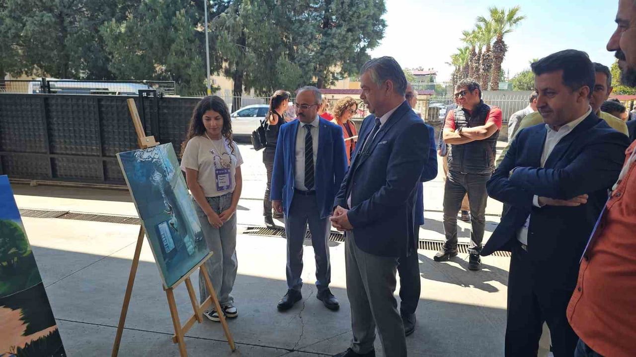 NAZİLLİ’DE BİLİM FUARINDA ÖĞRENCİLER PROJELERİNİ SERGİLENDİ