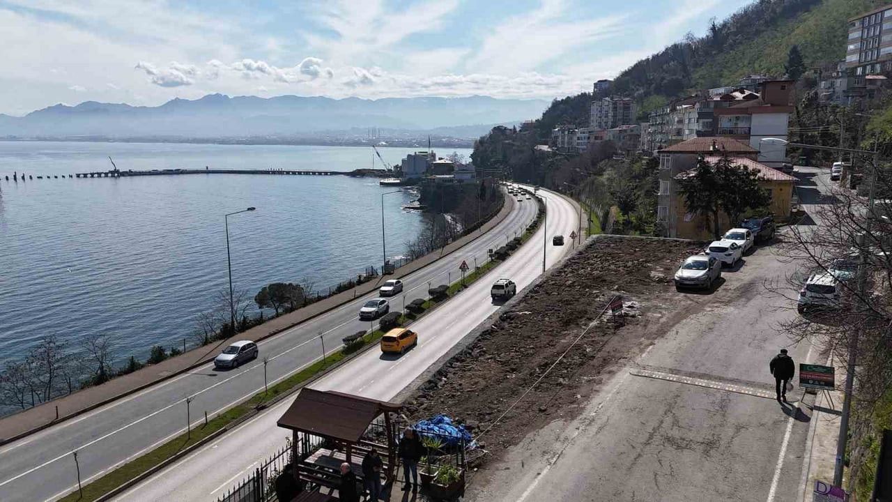 ORDU BÜYÜKŞEHİR BELEDİYESİ TARAFINDAN ALTINORDU İLÇESİ KİRAZLİMANI MAHALLESİ’NDE YAPIMI SÜRDÜRÜLEN...