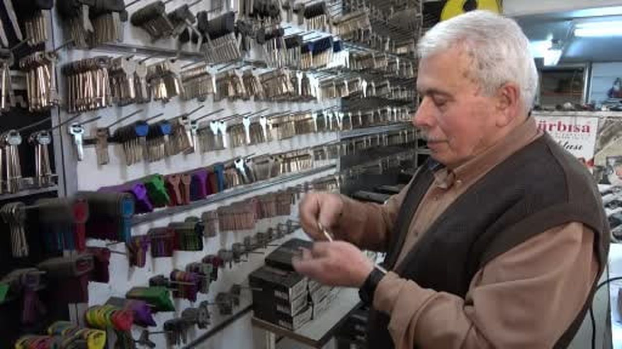 Ordulu çilingir ustası, 53 yıldır mesleğini sürdürüyor