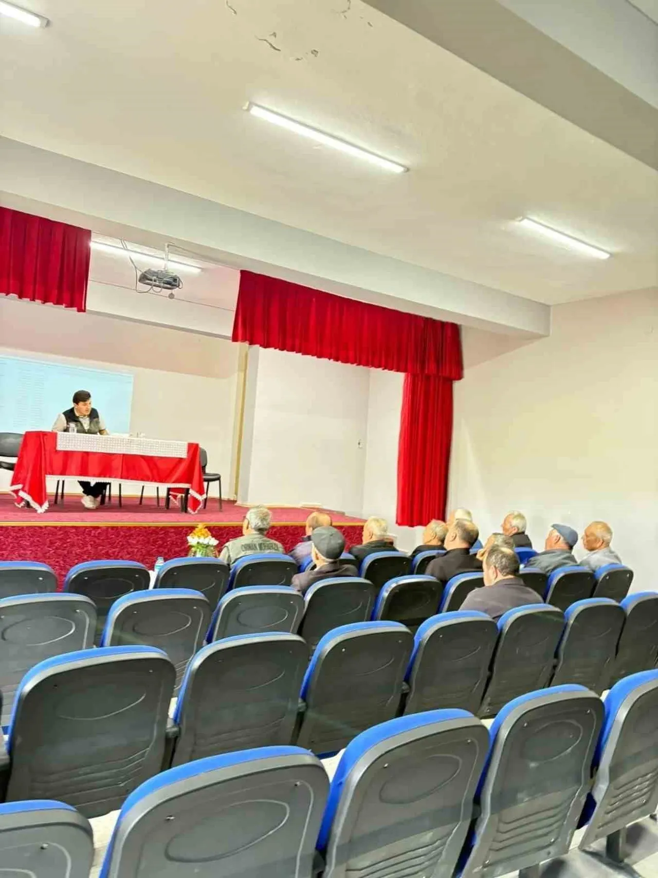 ORMAN YANGINLARINA KARŞI ALINACAK ÖNLEMLER GÖRÜŞÜLDÜ
