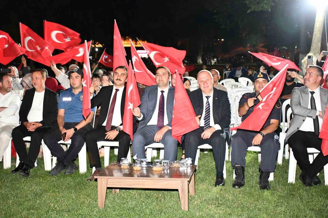 OSMANELİ İLÇESİNDE, 15 TEMMUZ DEMOKRASİ VE MİLLÎ BİRLİK GÜNÜ'NÜN 10. YIL DÖNÜMÜ DOLAYISIYLA ANMA...