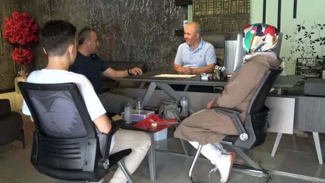 Oyun çağrılarını geri çevirdi, 500 tam puanla Türkiye birincileri arasına girdi