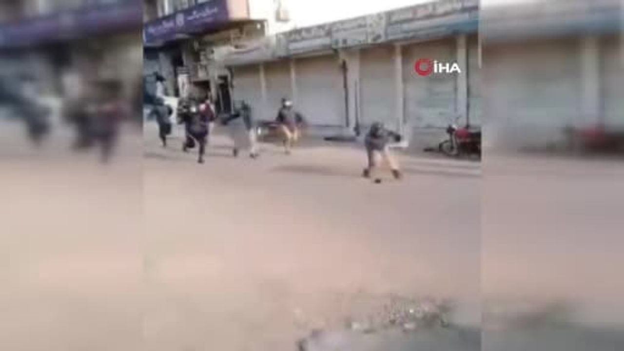 Pakistan yönetimindeki Azad Keşmir'de yarın yapılması planlanan protesto öncesinde çıkan olaylarda...