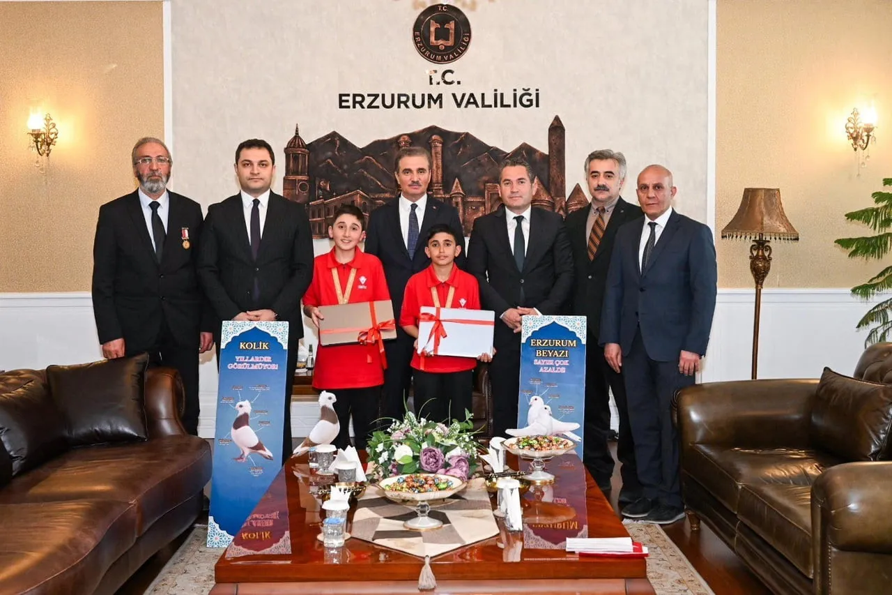 PASİNLER KAYMAKAMI SAYIN YUNUS EMRE TEMEL VE İLÇE MİLLİ EĞİTİM MÜDÜRÜ SAYIN HAKAN ÇINAR, TÜBİTAK...