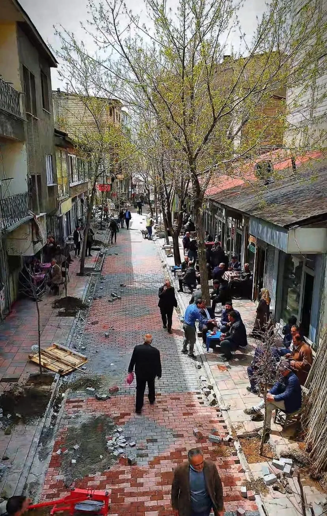 PATNOS BELEDİYESİ TARAFINDAN BUHARA SOKAK'TA YÜRÜTÜLEN KİLİTLİ PARKE TAŞI, KALDIRIM YENİLEME VE...