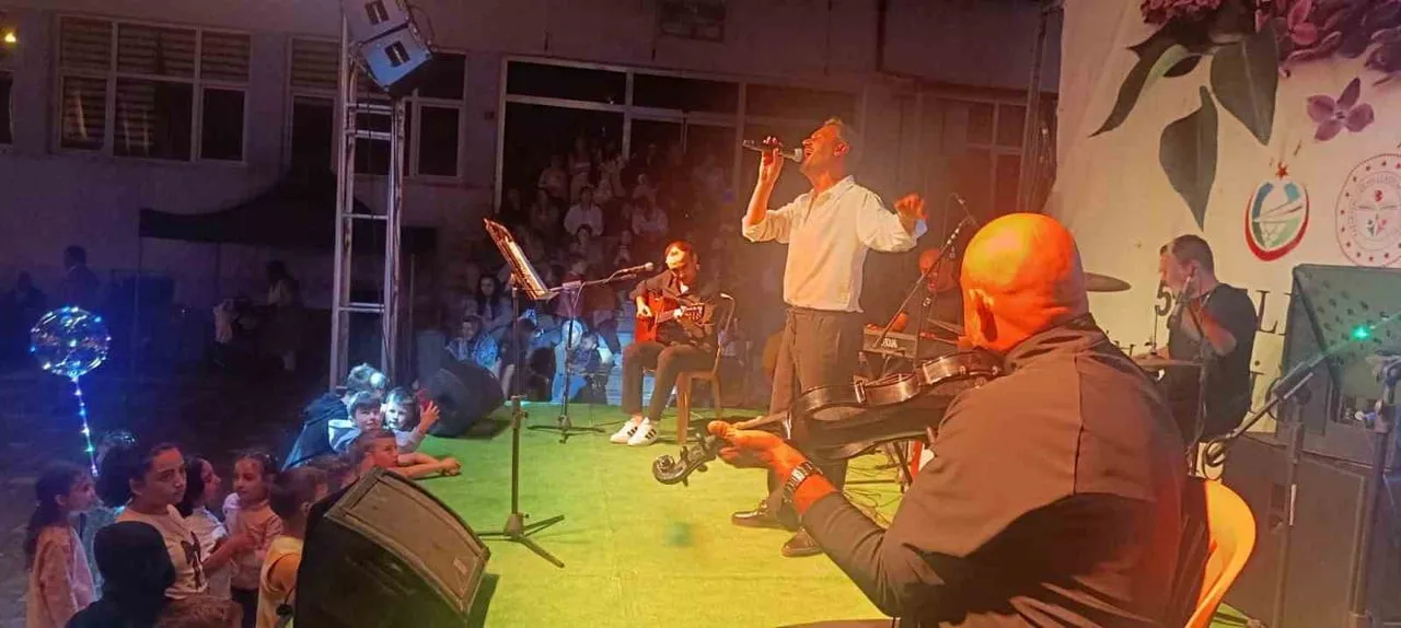 PAZARYERİ’NDE KONSER COŞKUSU