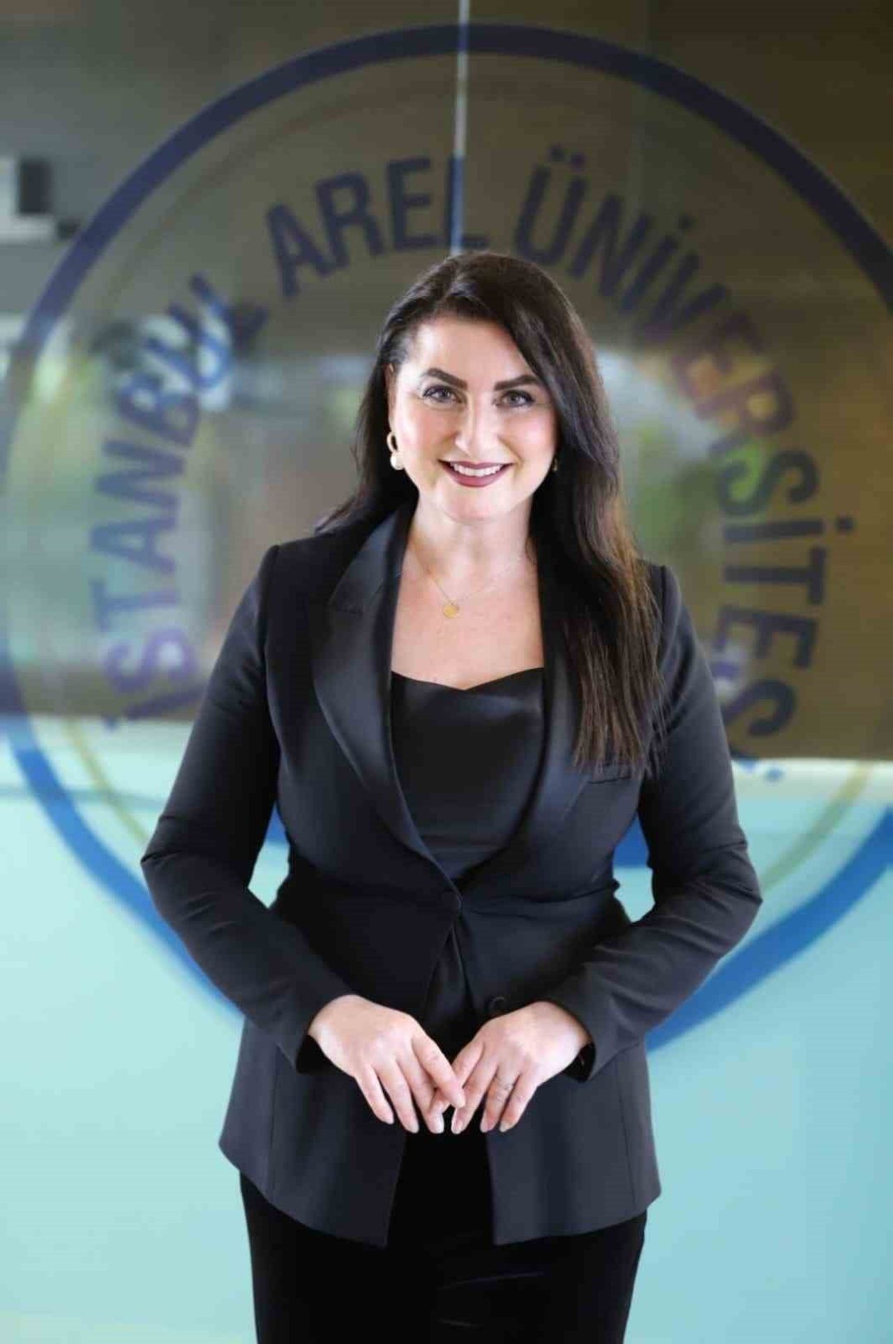 PSİKOLOG YELİZ ARDA, SINAV KAYGISININ DOĞRU YÖNETİLDİĞİNDE MOTİVASYONU ARTIRABİLECEĞİNİ; ANCAK...