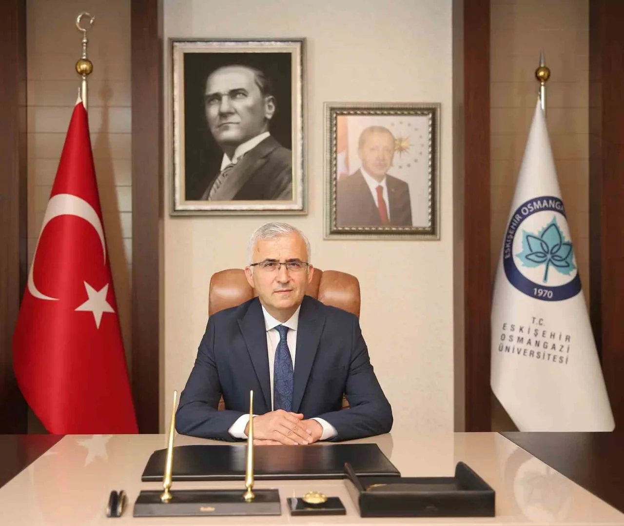 REKTÖR ÇOLAK
