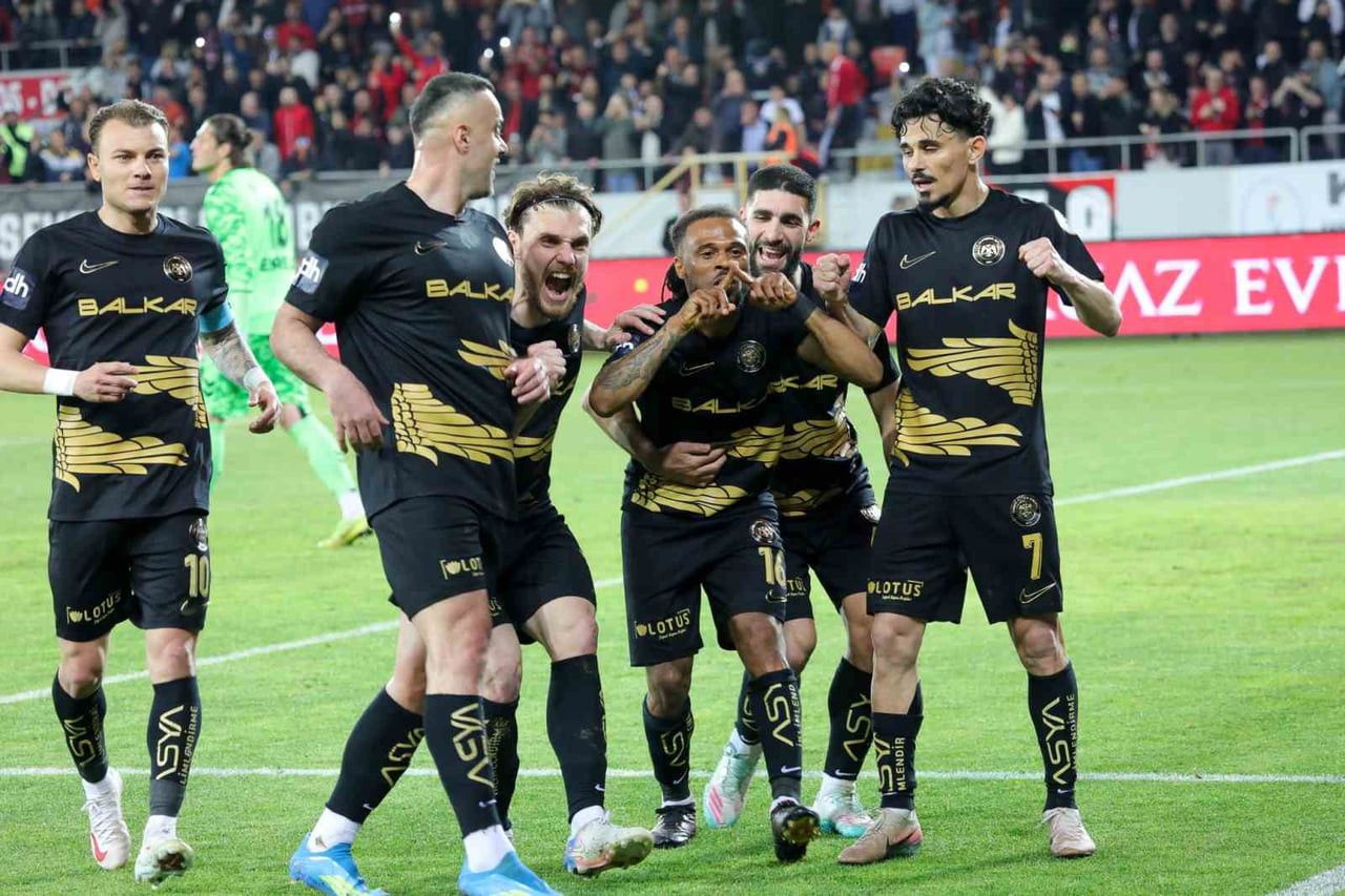 RENDYOL 1. LİG PLAY-OFF 1. TUR MÜCADELESİNDE ÇORUM FK, EVİNDE KONUK ETTİĞİ KEÇİÖRENGÜCÜ’NÜ 1-0...