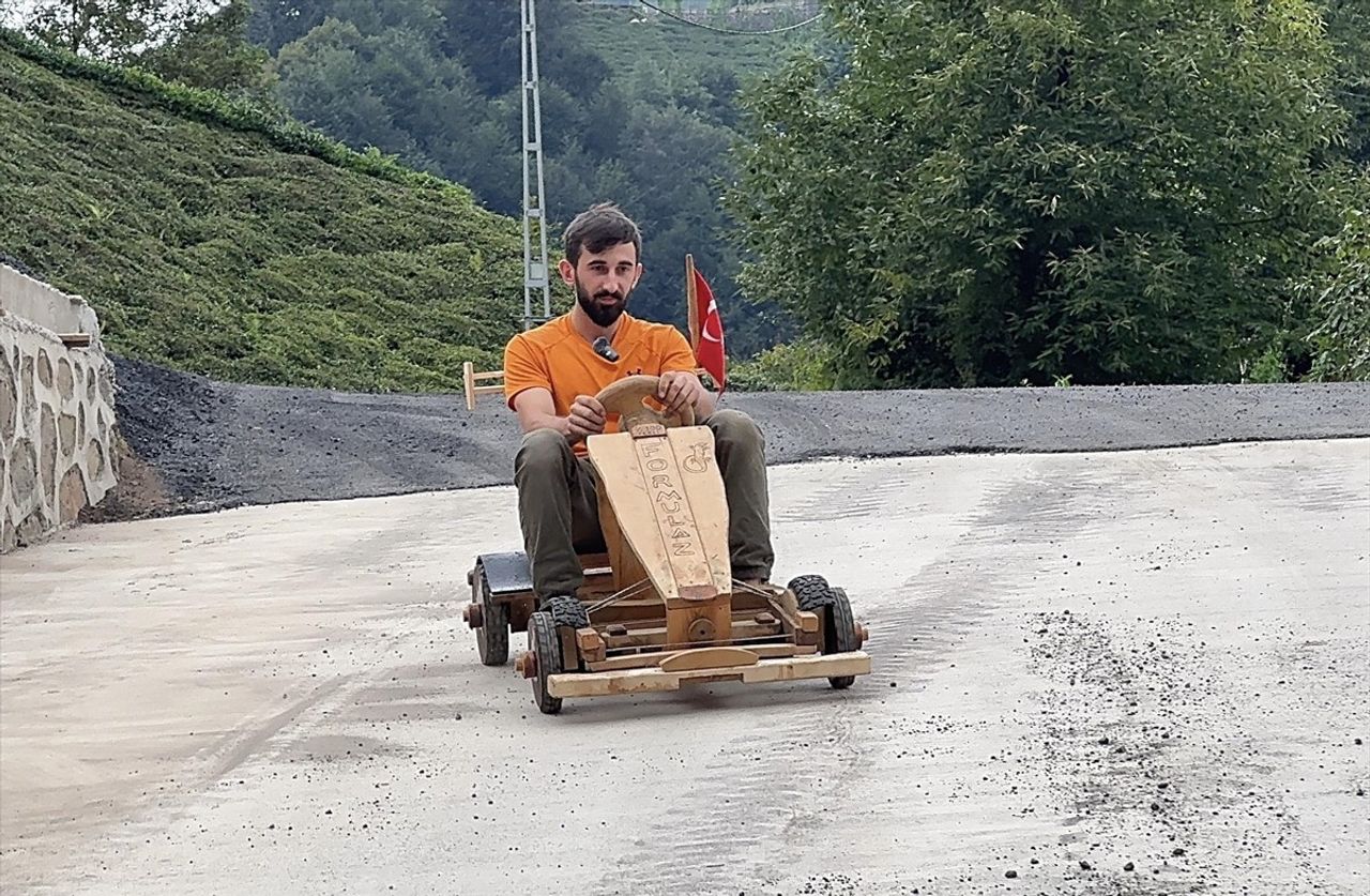 Rize'nin Ardeşen ilçesine bağlı Tunca beldesinde bu yıl 15'ncisi düzenlenecek Red Bull Formulaz...