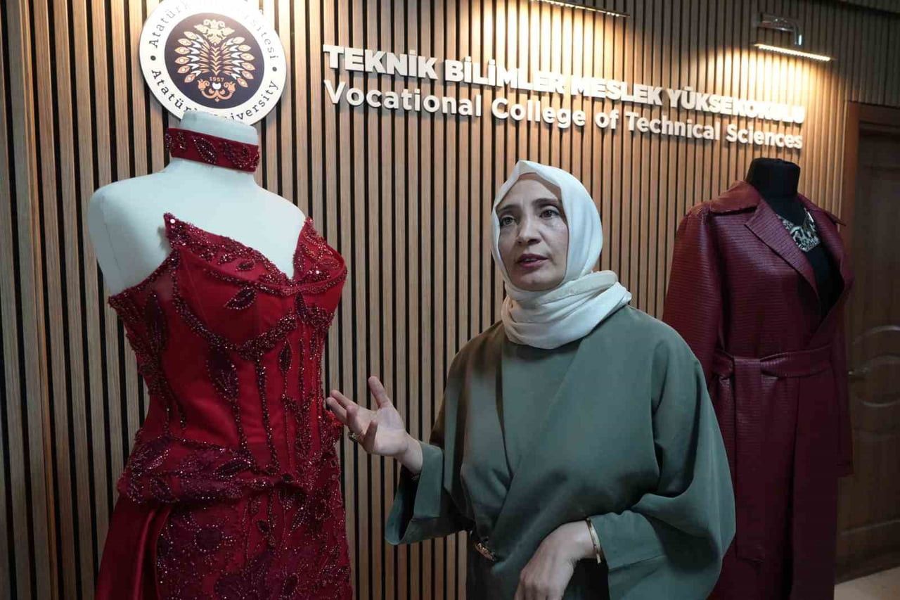 RÜMEYSA BEDİR 30 YILLIK TERZİLİK MESLEĞİNİ HAYALİ OLAN ÜNİVERSİTE DİPLOMASI VE "İĞNEMDEN DÖKÜLEN...
