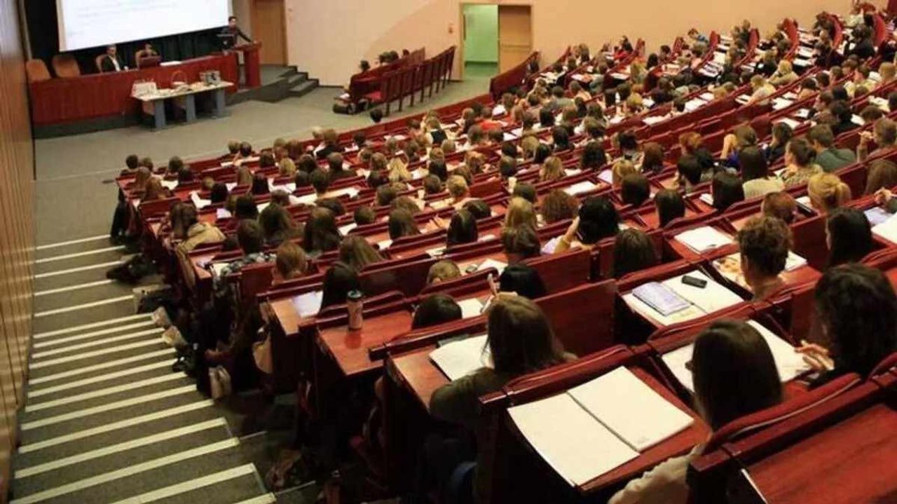 Rus Dili ve Edebiyatı DGS 2022 taban puanları ve bölüm kontenjanları