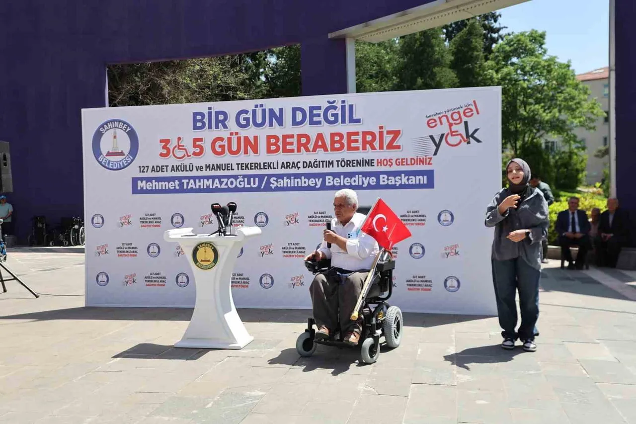 ŞAHİNBEY BELEDİYESİ 5 BİN ENGELLİNİN ‘ELİ AYAĞI’ OLDU
