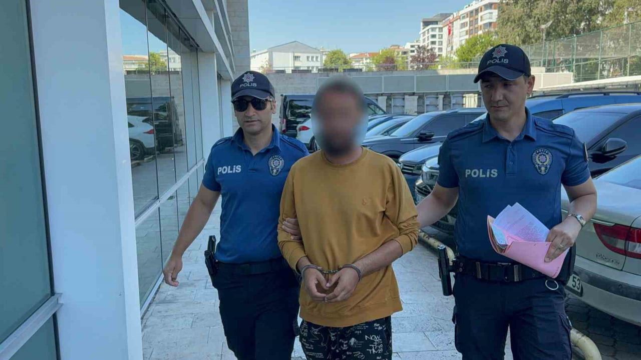 ŞAHIS, POLİS TARAFINDAN YAKALANARAK ADLİYEYE SEVK EDİLDİ.