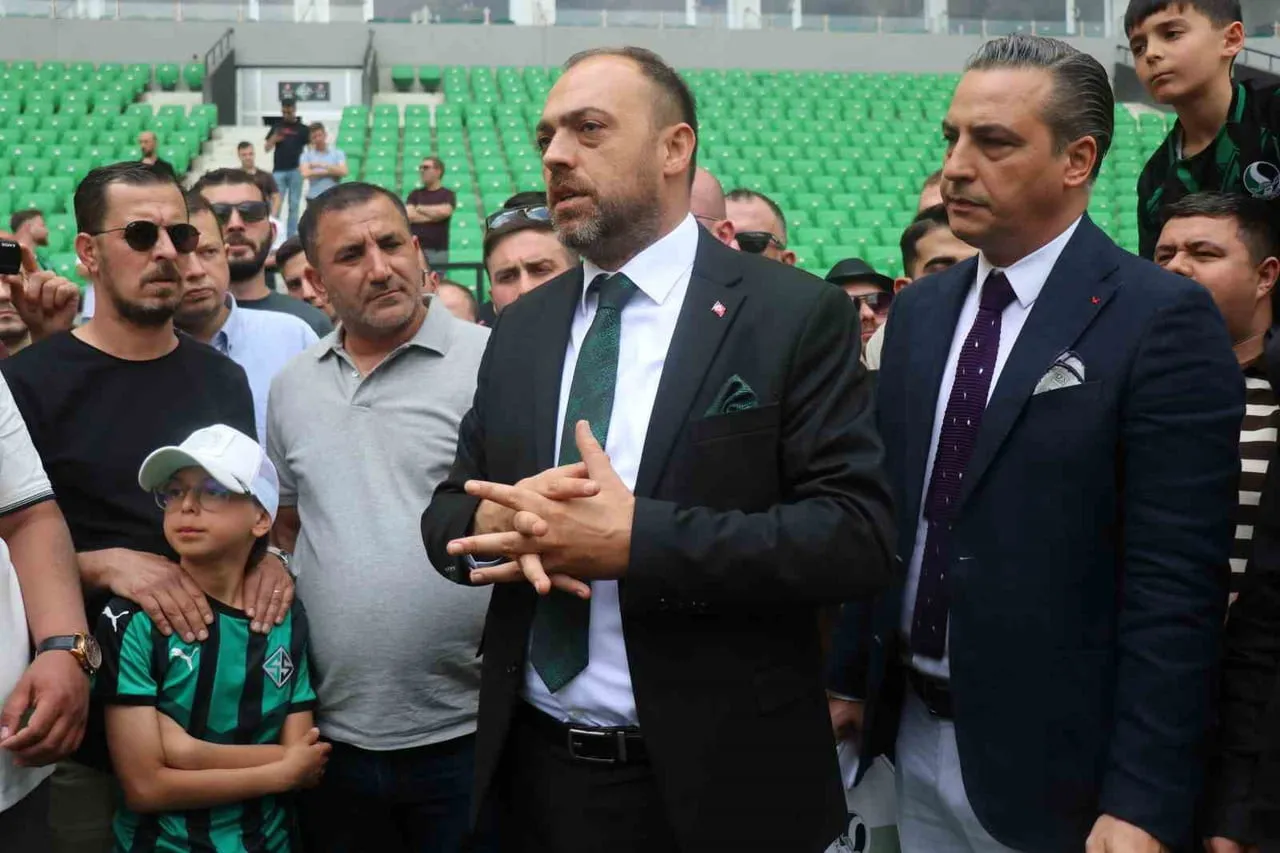 SAKARYASPOR'DA 31 MAYIS TARİHİNDE GERÇEKLEŞEN KONGREDE ÇIKAN ARBEDENİN ARDINDAN GENEL KURUL DİVANI...