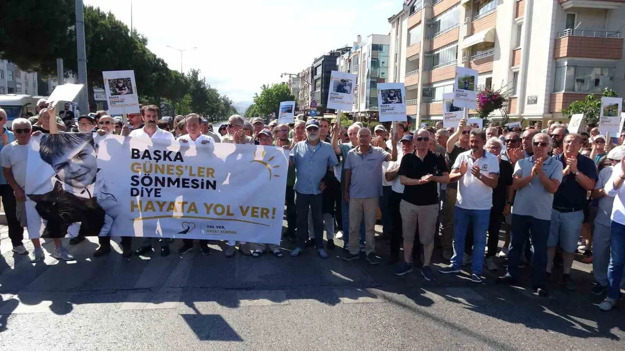 SAMSUN'DA OTOMOBİL ÇARPMASI SONUCU HAYATINI KAYBEDEN 12 YAŞINDAKİ GÜNEŞ UÇAK'IN YAKINLARI, KAZANIN...