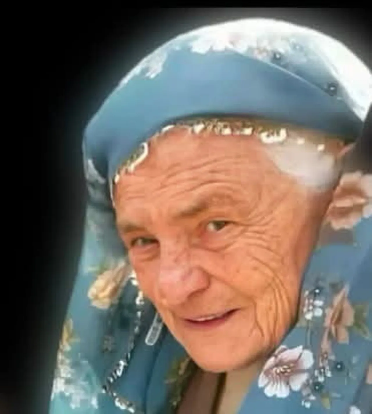 SANATÇI SONER ARICA’NIN ANNESİ VE AKTÖR KADİR İNANIR’IN ABLASI ALTUN ARICA, HAYATINI...