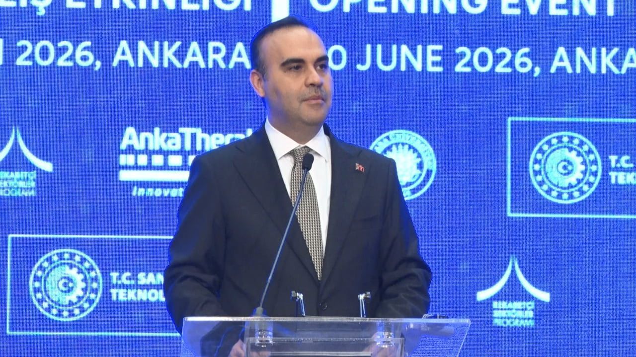 SANAYİ VE TEKNOLOJİ BAKANI MEHMET FATİH KACIR, "SON 1 YILDA SAĞLIK ENDÜSTRİSİNDE 161 YATIRIMA...