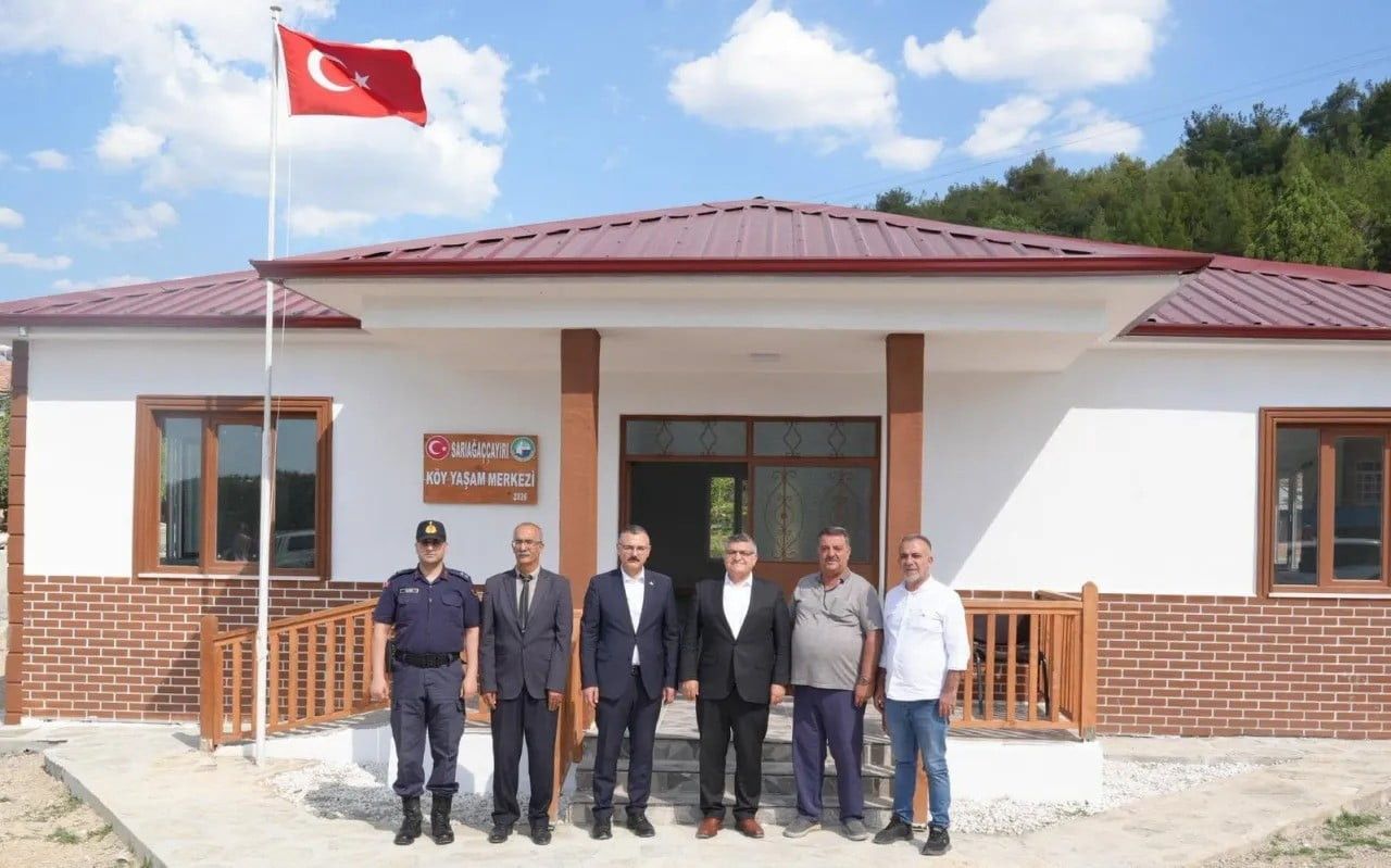 SİNOP VALİSİ MUSTAFA ÖZARSLAN (SAĞDAN ÜÇÜNCÜ),BOYABAT KAYMAKAMI ENVER YILMAZ 'DAN (SOLDAN ÜÇÜNCÜ)...