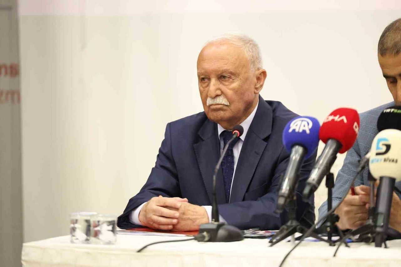 SİVASSPOR KULÜP MÜDÜRÜ CAFER KAPLAN