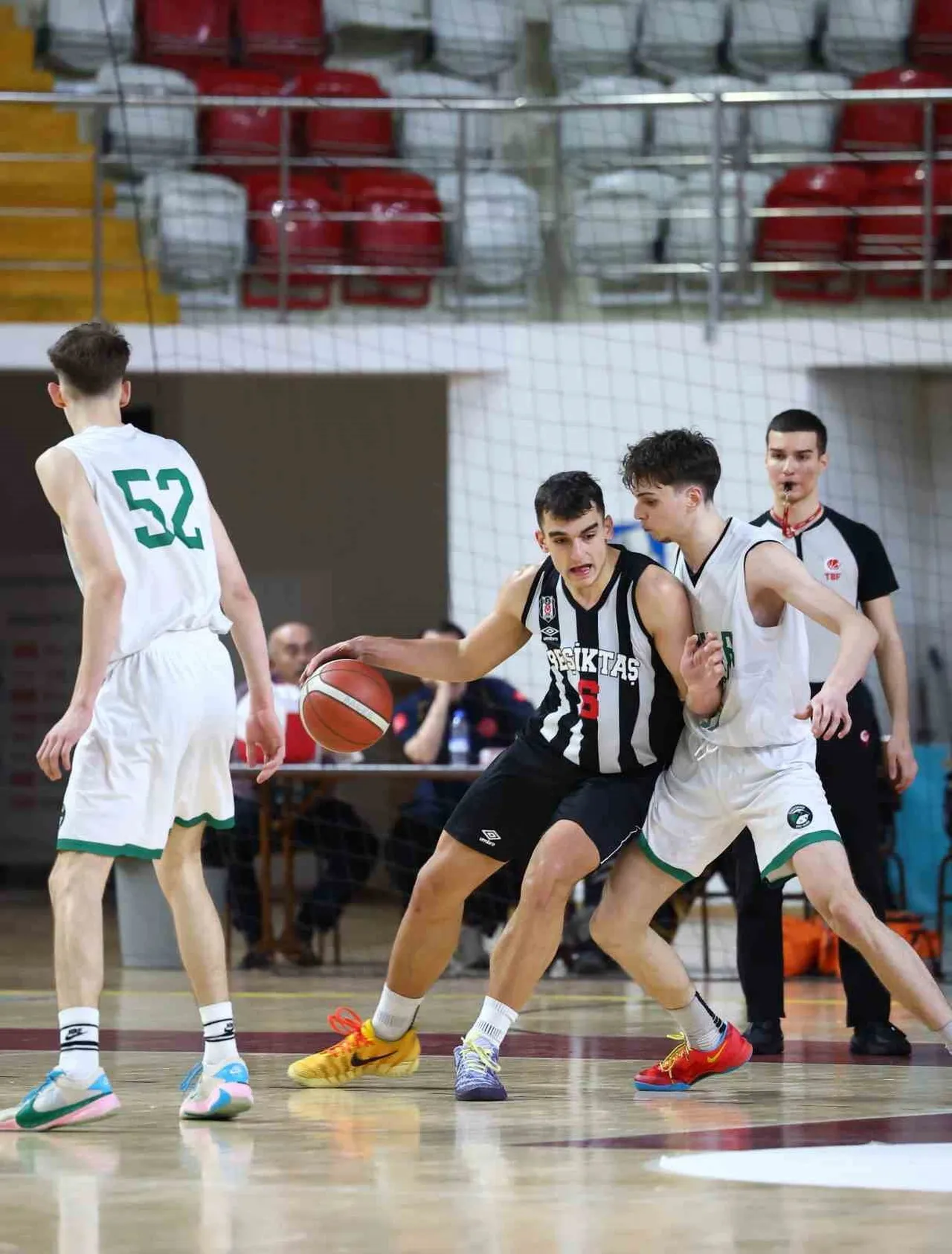 SİVAS’TA PAZARTESİ GÜNÜ BAŞLAYAN U-18 ERKEKLER TÜRKİYE BASKETBOL ŞAMPİYONASI, ÇEYREK FİNAL...